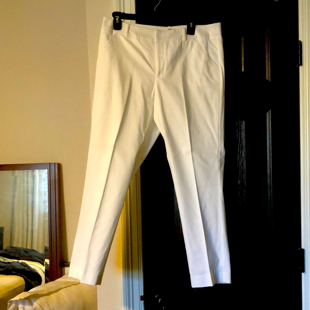 White ankle length dress pants in cotton